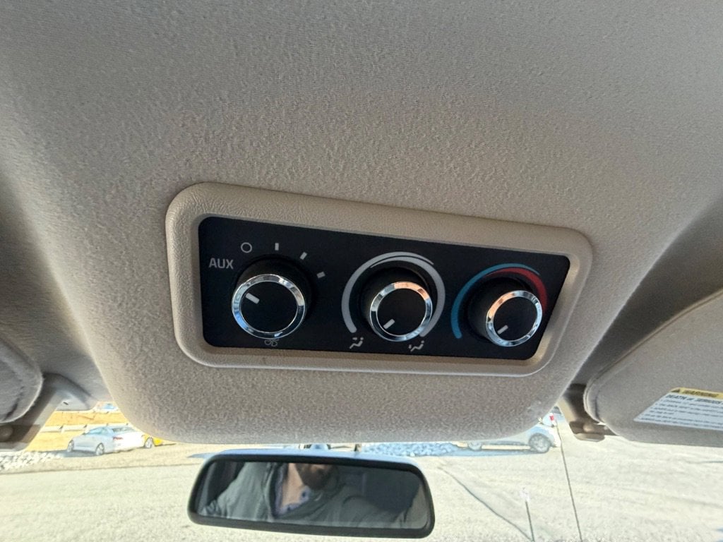 2019 Chevrolet Express Passenger LS - Photo 23