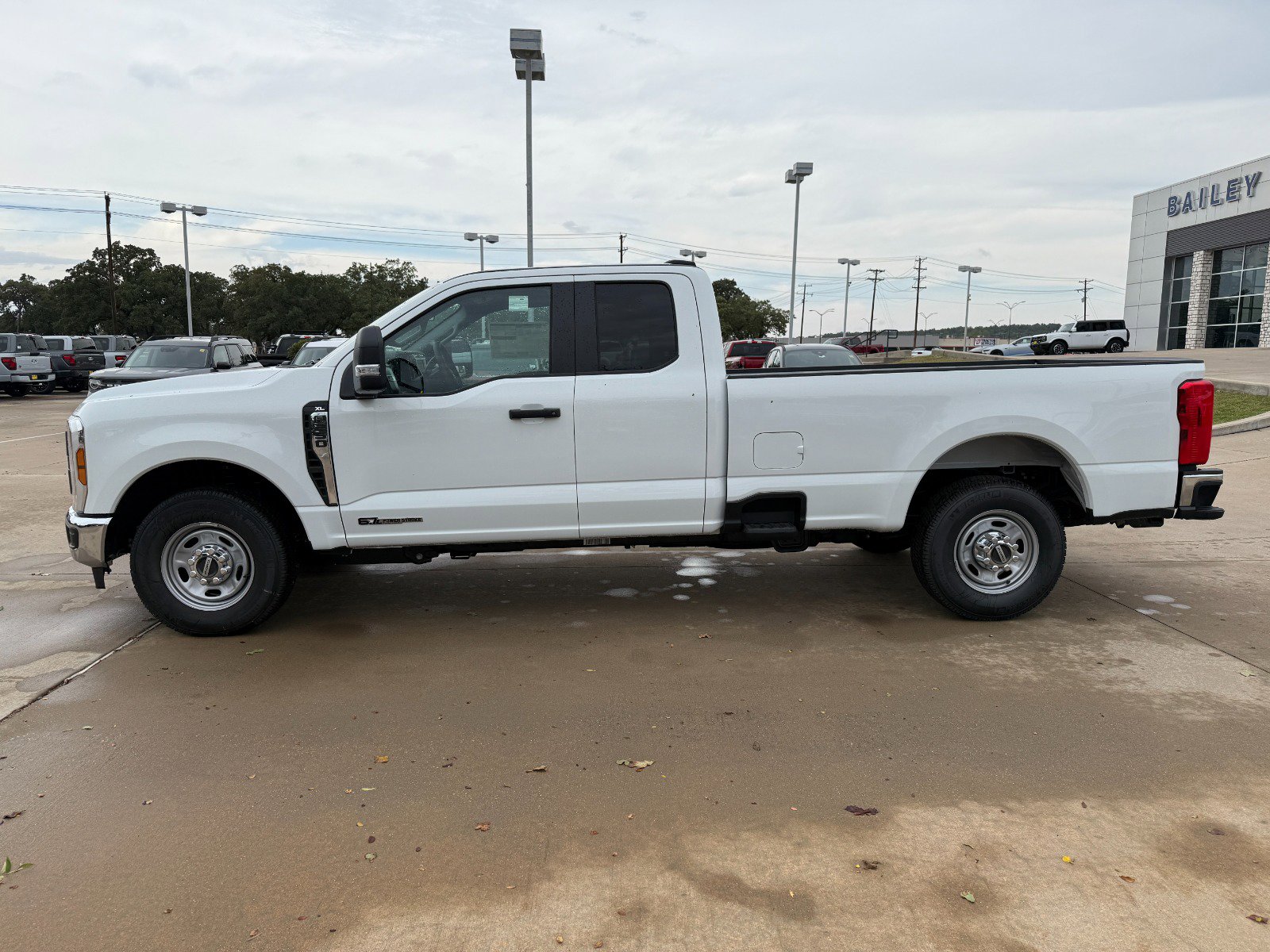 2025 Ford F-250 Super Duty XL - Photo 8
