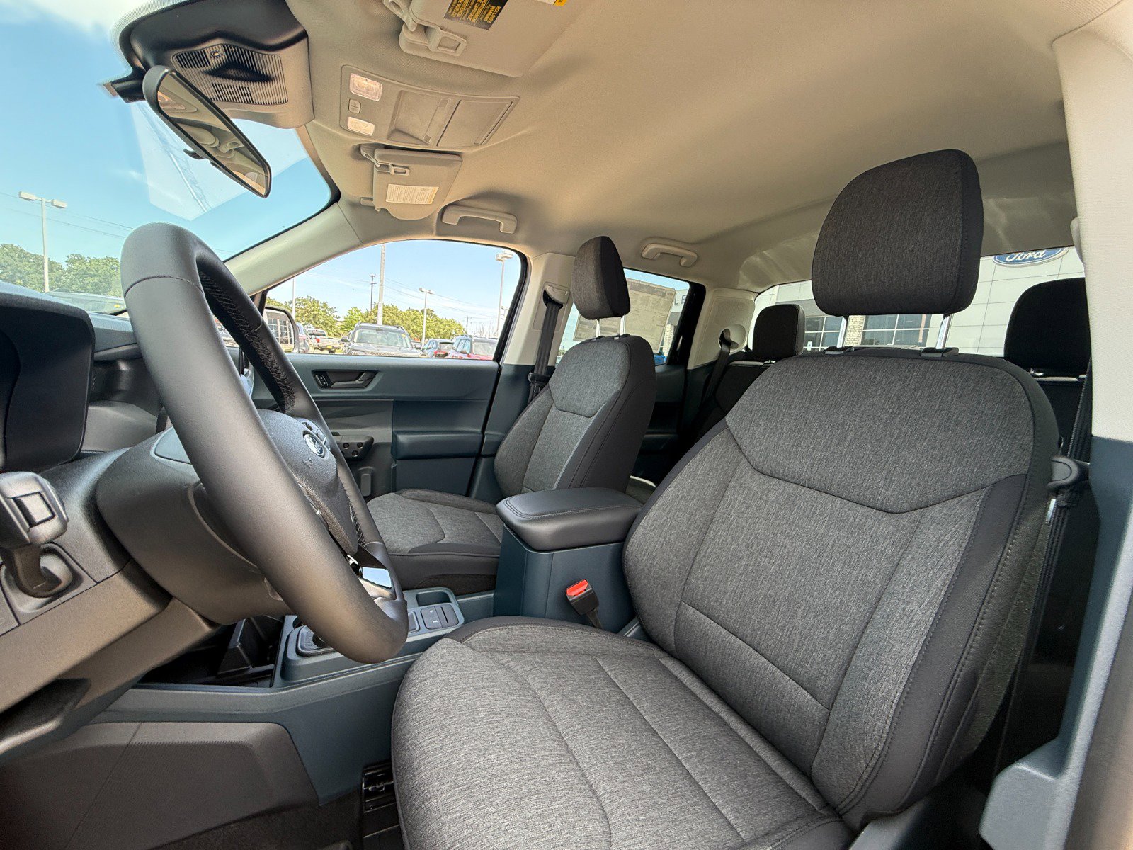 2025 Ford Maverick XLT - Photo 10
