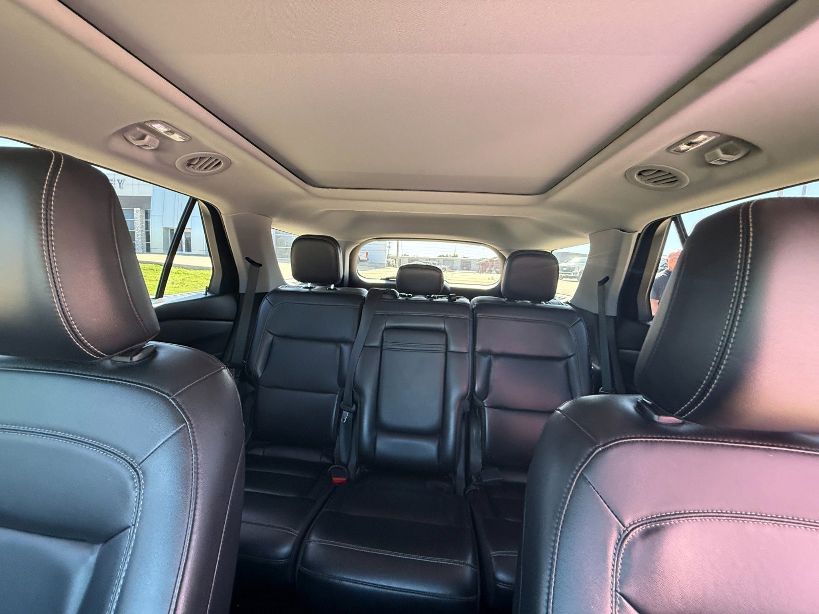 2021 Ford Explorer XLT - Photo 11