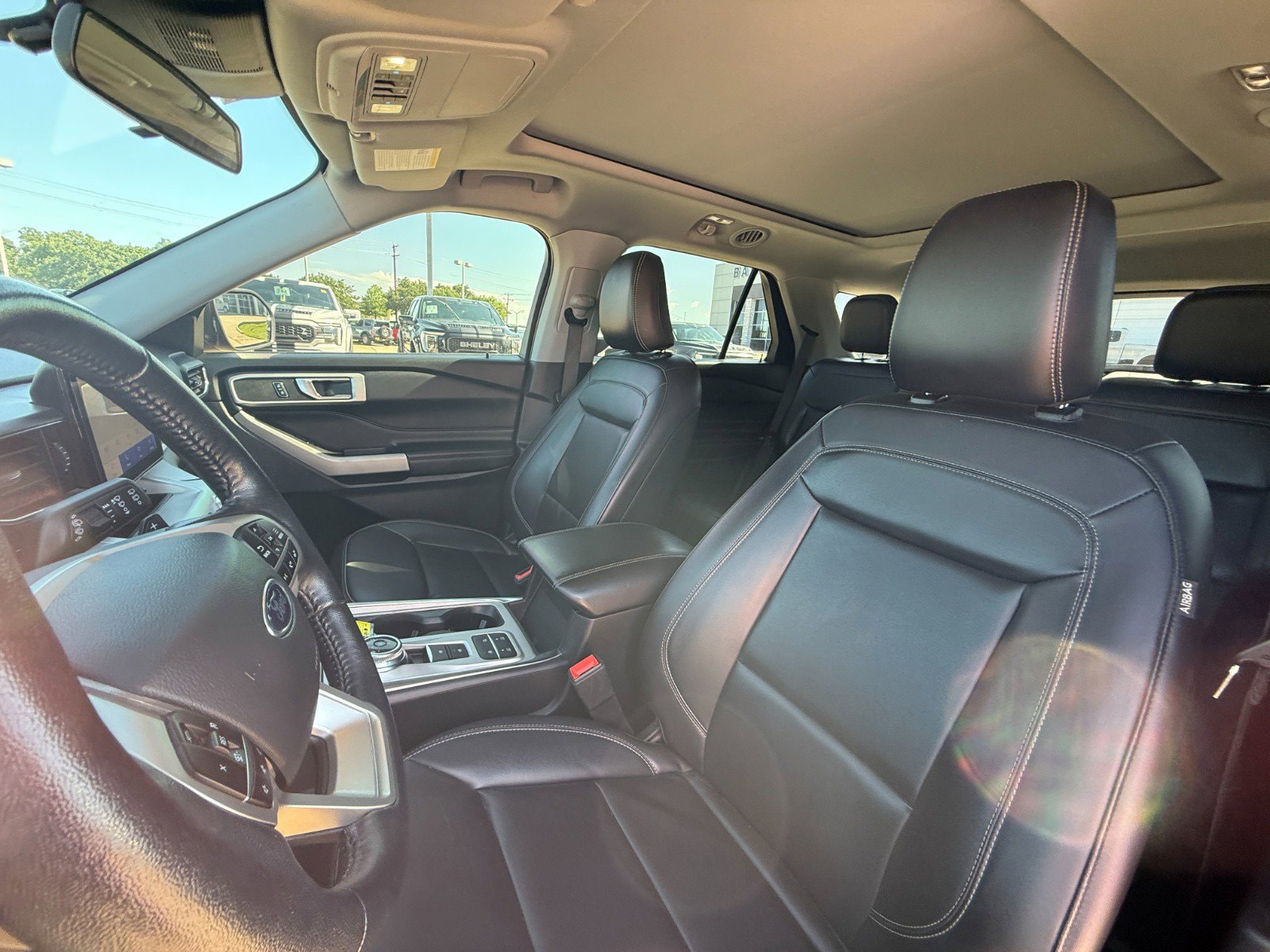 2021 Ford Explorer XLT - Photo 10