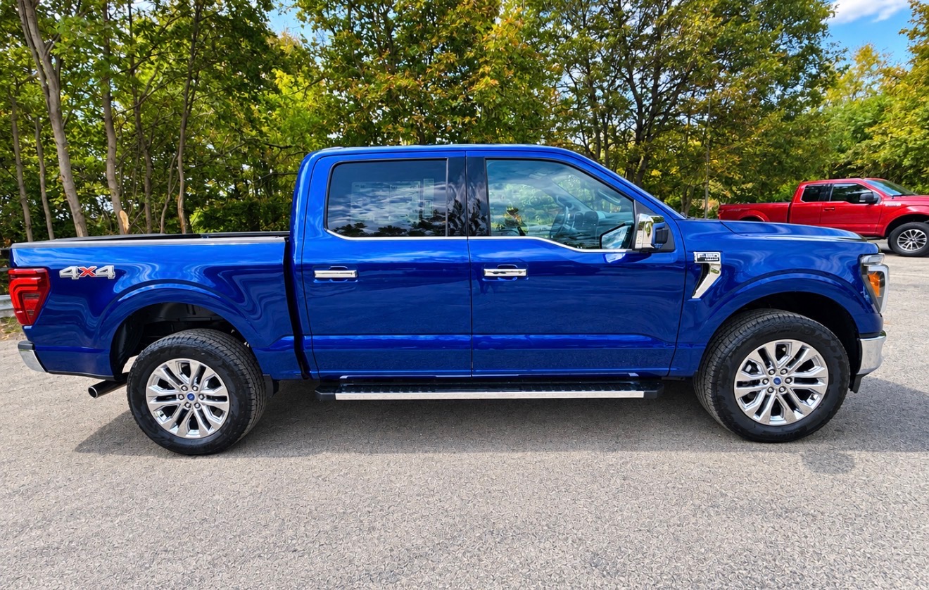New 2026 Ford F-150 LARIAT Truck SuperCrew Cab