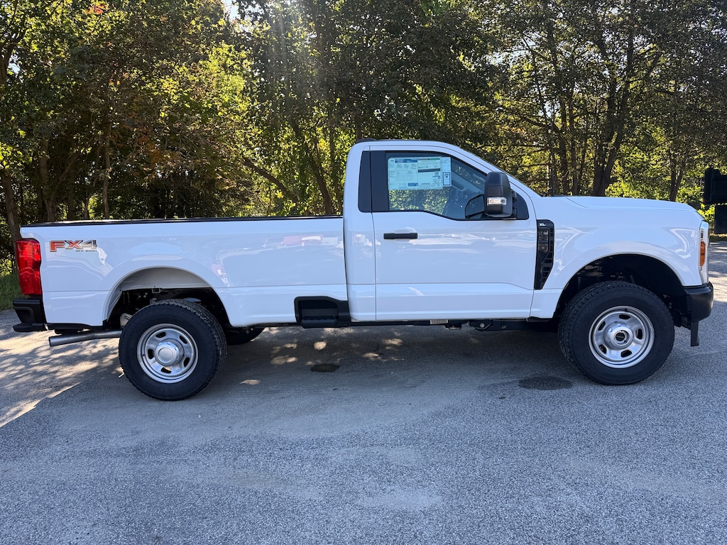 New 2027 Ford Super Duty F-350 SRW Truck Regular Cab