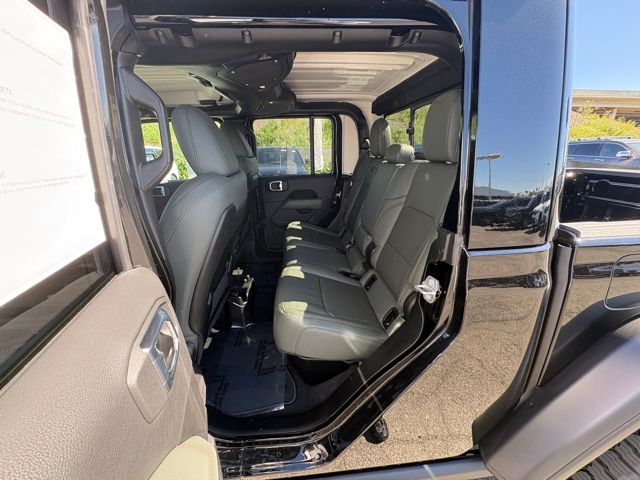 2026 Jeep Gladiator Mojave - Photo 23