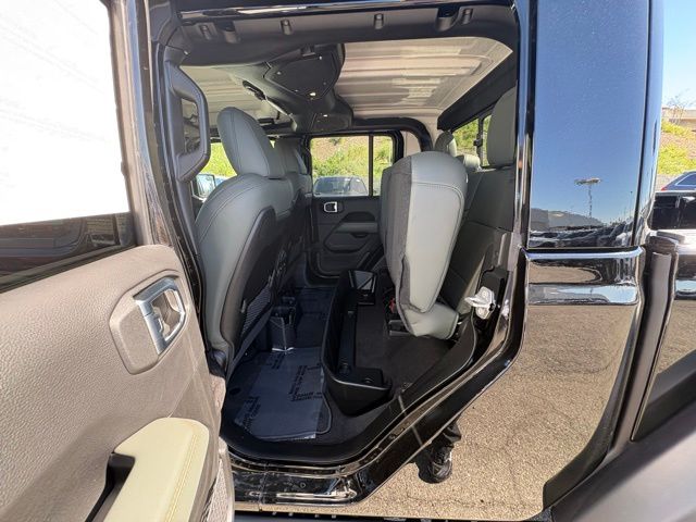 2026 Jeep Gladiator Mojave - Photo 24