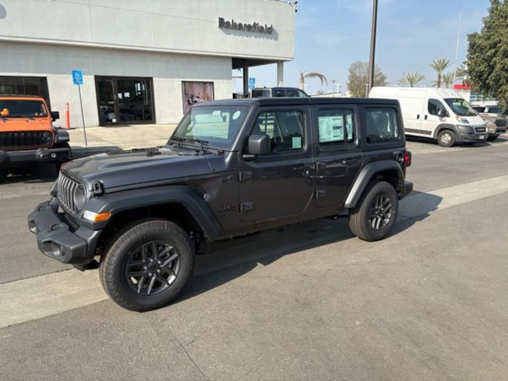 New 2026 Jeep Wrangler 4-DOOR SPORT Sport Utility