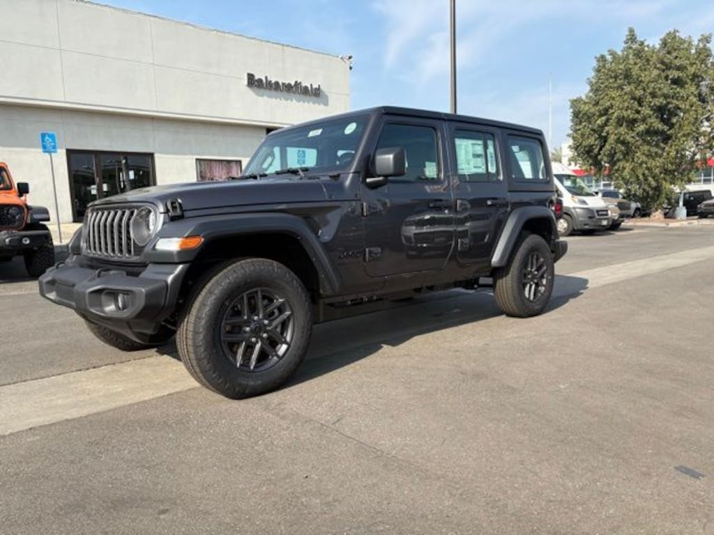 New 2026 Jeep Wrangler 4-DOOR SPORT Sport Utility