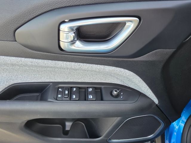 2026 Jeep Compass Latitude - Photo 10
