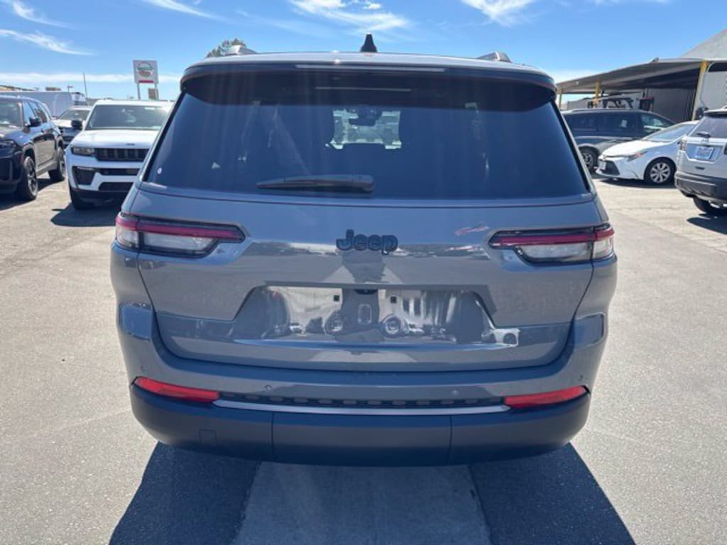New 2027 Jeep Grand Cherokee L Limited Sport Utility
