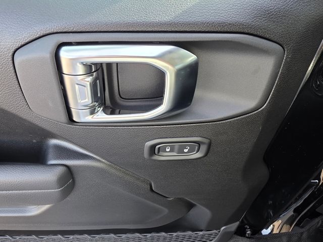 2026 Jeep Wrangler 4-Door Sport - Photo 10