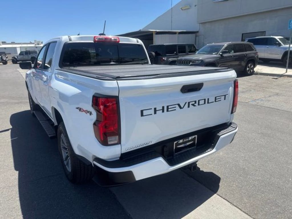 Used 2024 Chevrolet Colorado LT Truck Crew Cab