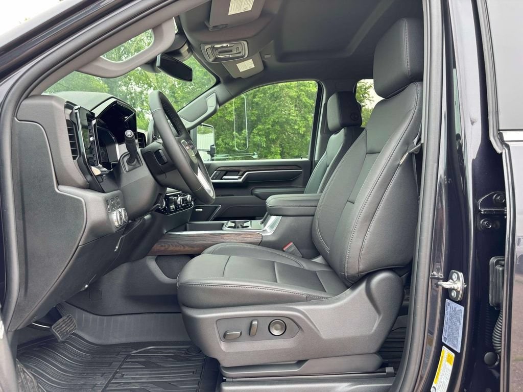 New 2026 GMC Sierra 2500 HD SLT Truck