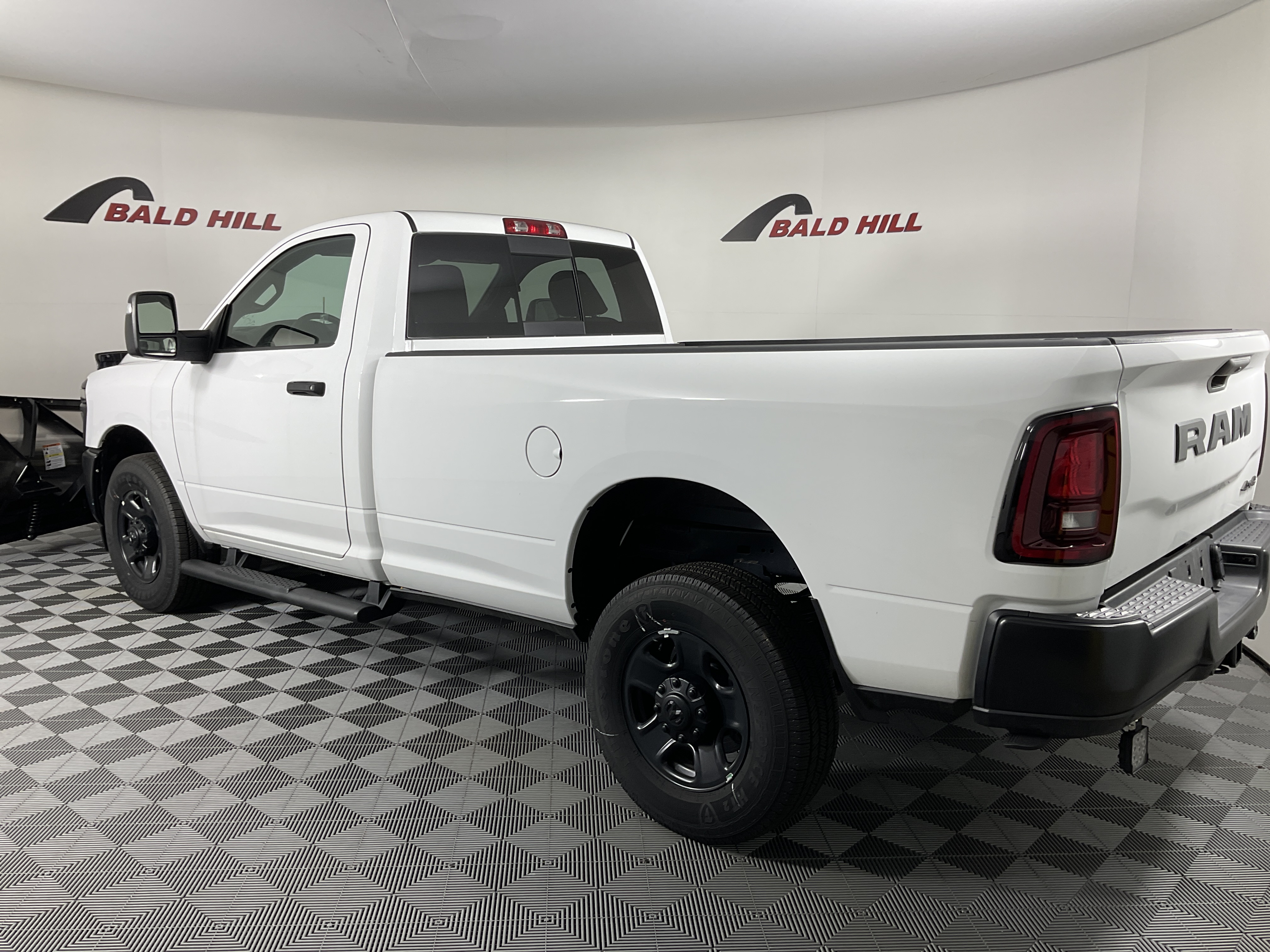 New 2026 Ram 2500 TRADESMAN REGULAR CAB 4X4 8' BOX Pickup
