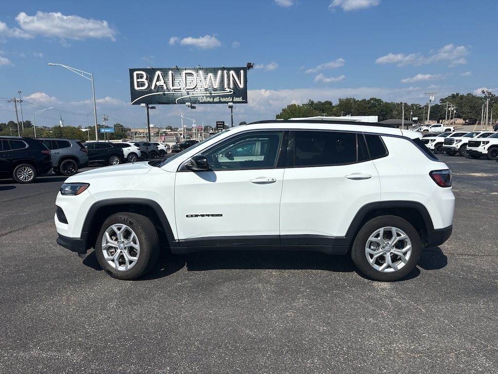 Used 2024 Jeep Compass Latitude
