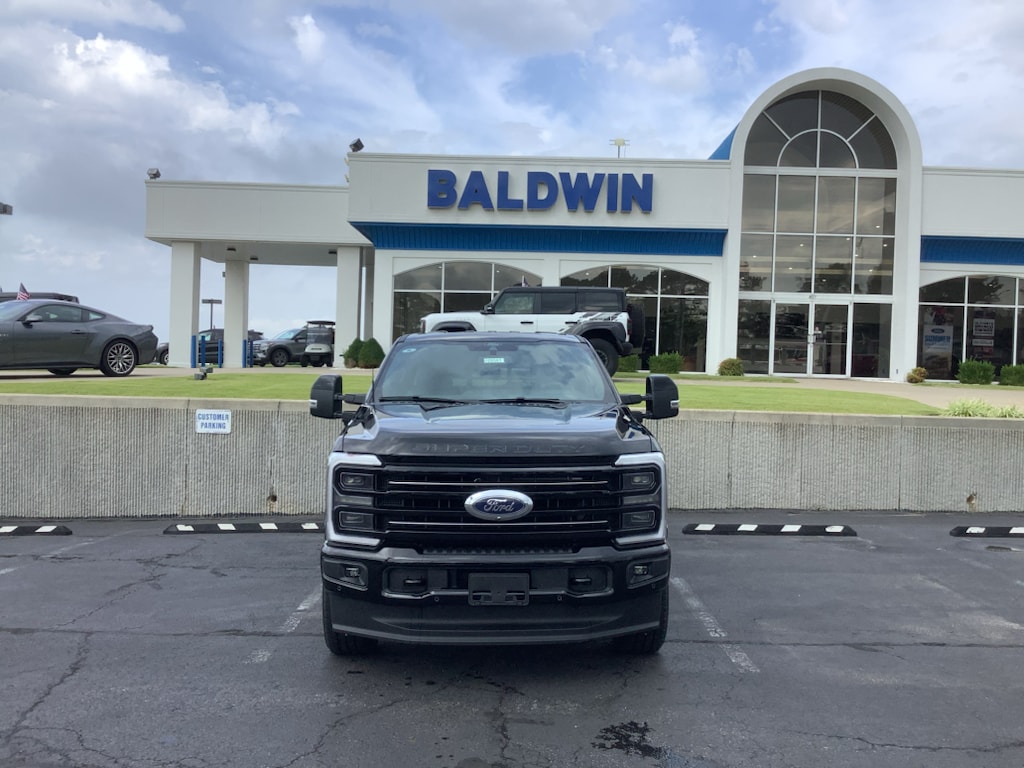 New 2026 Ford F-350 Platinum Truck Crew Cab