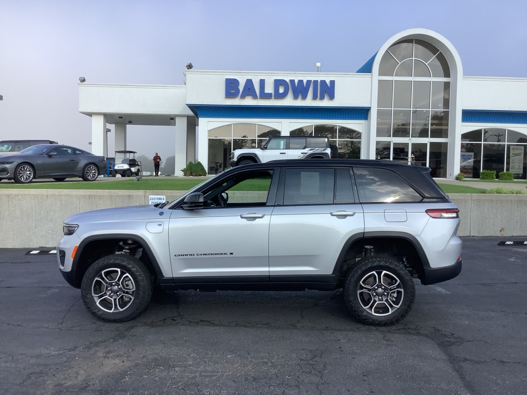 Used 2022 Jeep Grand Cherokee 4xe Trailhawk Sport Utility