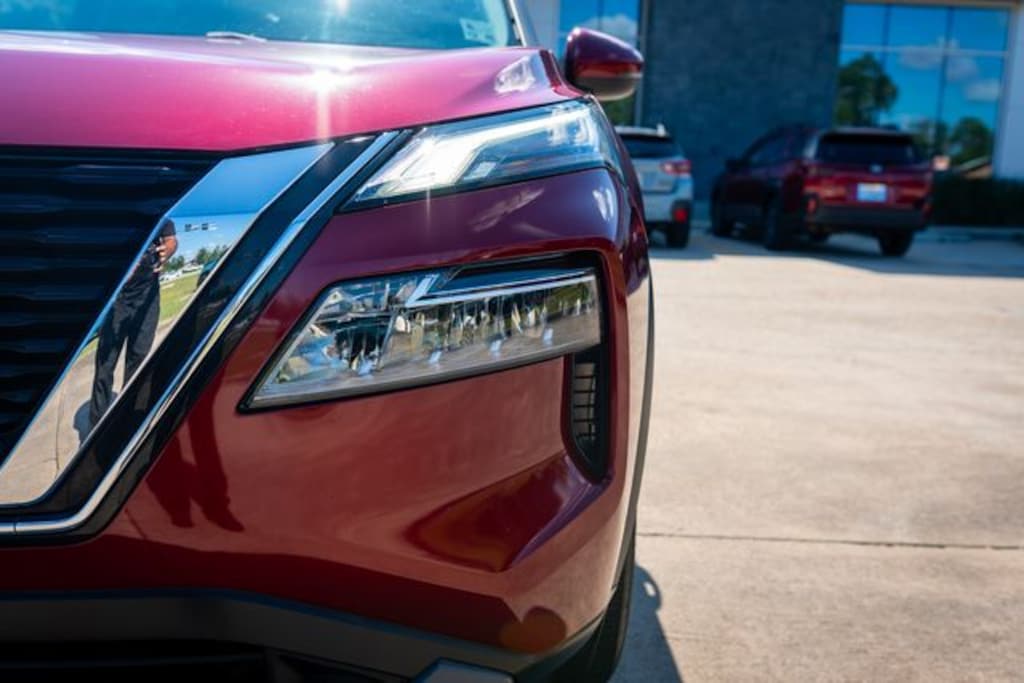 Used 2023 Nissan Rogue SV