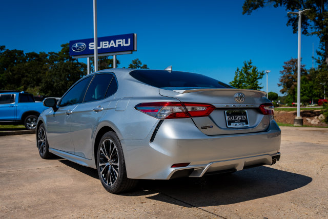 Used 2018 Toyota Camry SE