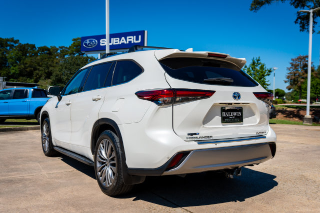 Used 2021 Toyota Highlander Hybrid Platinum
