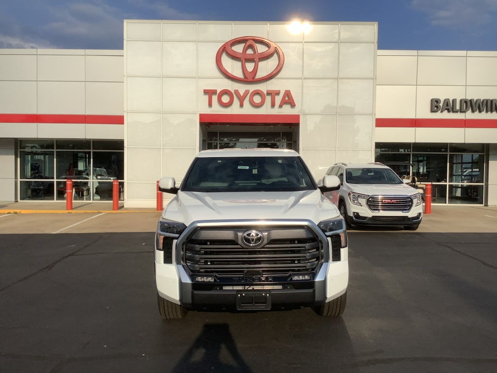 New 2026 Toyota Tundra Limited Truck CrewMax