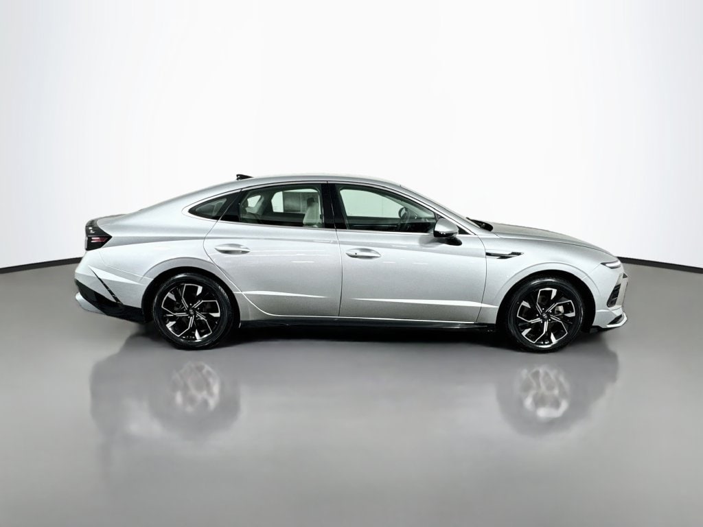 2024 Hyundai Sonata SEL - Photo 9