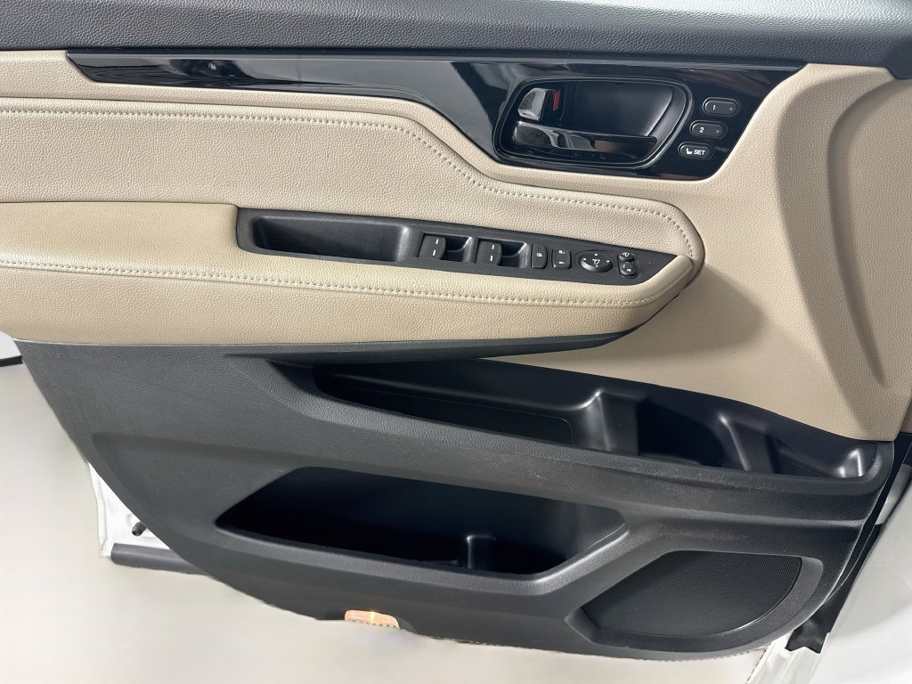 2022 Honda Odyssey Elite - Photo 13