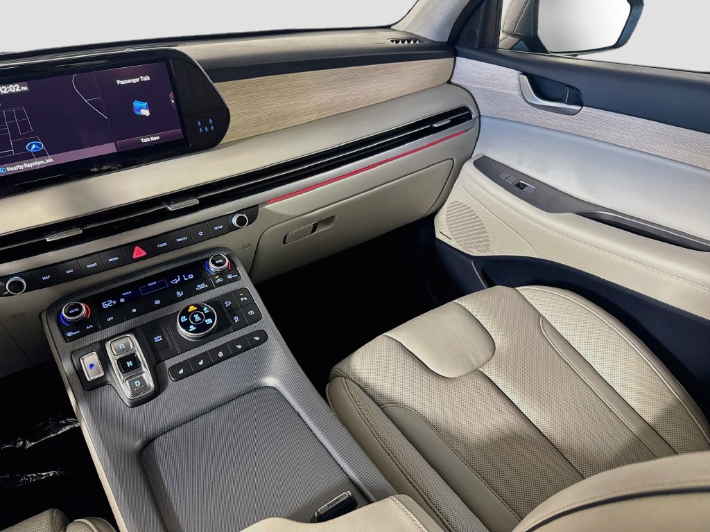 2024 Hyundai Palisade Limited - Photo 25