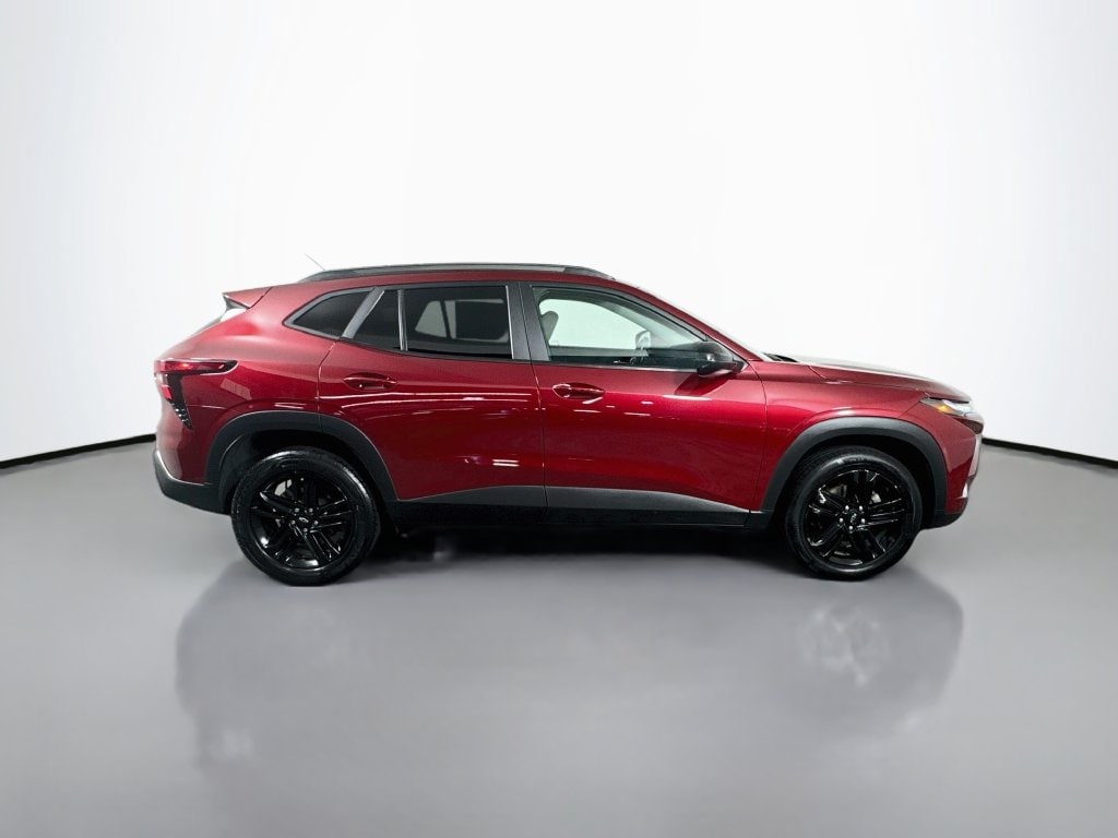 2024 Chevrolet Trax Activ - Photo 9