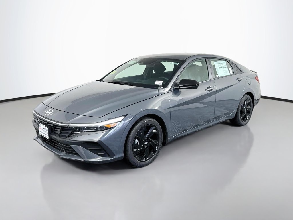 New 2026 Hyundai Elantra SEL Sport Sedan