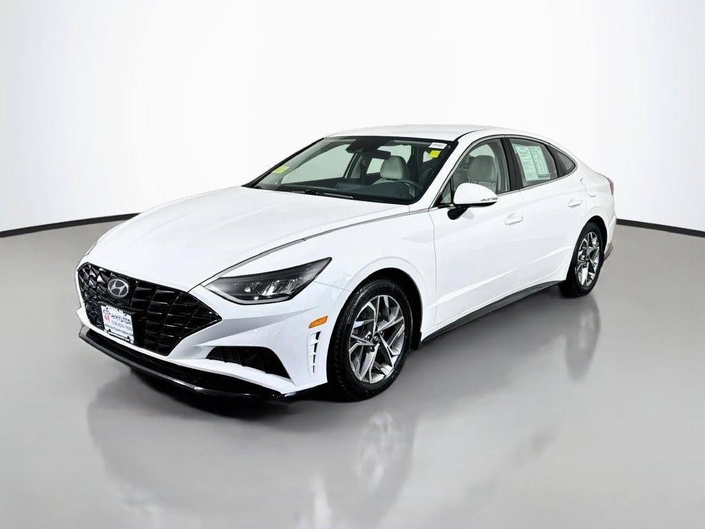 Used 2023 Hyundai Sonata SEL Sedan