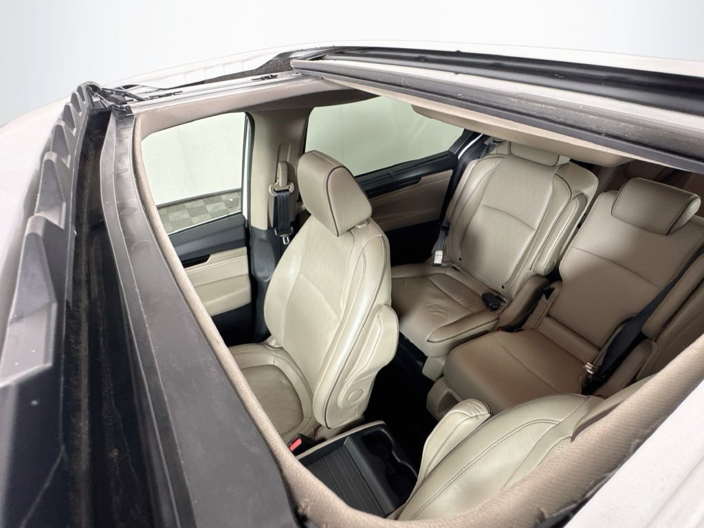 2022 Honda Odyssey Elite - Photo 12