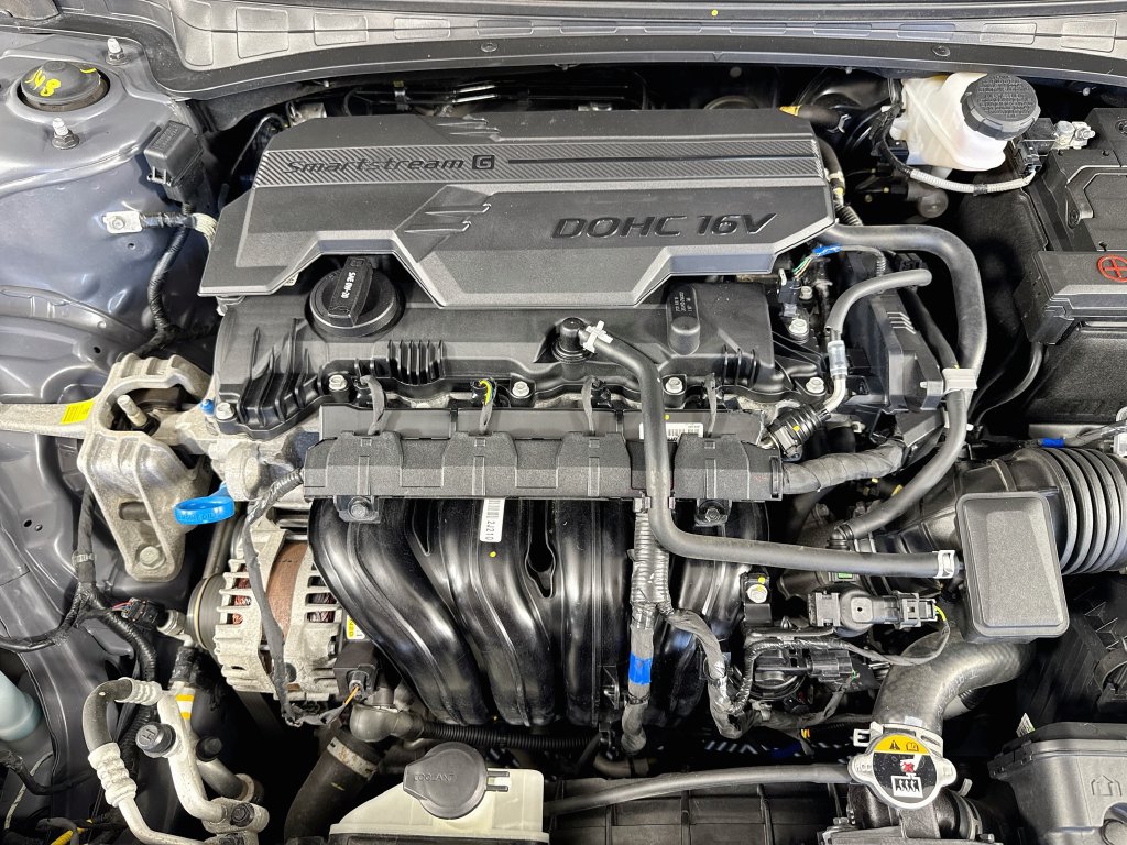 2025 Hyundai Elantra SEL - Photo 32