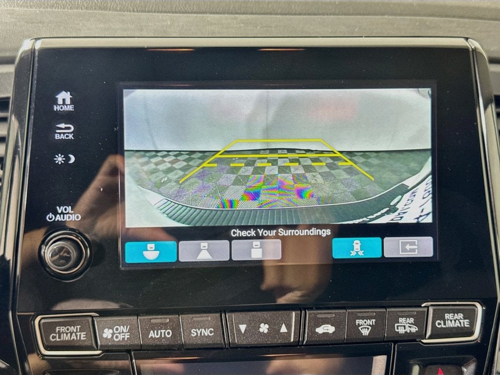 2022 Honda Odyssey Elite - Photo 23