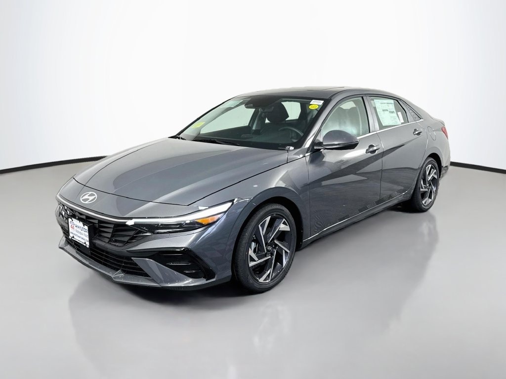 New 2026 Hyundai Elantra Limited Sedan