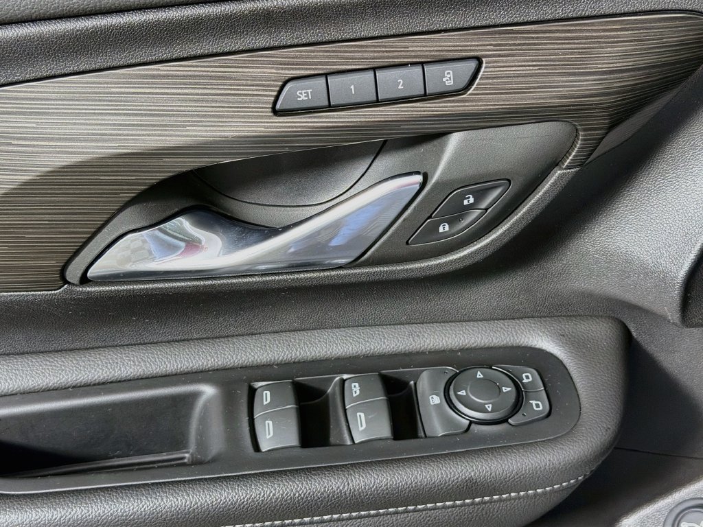 2024 GMC Terrain SLT - Photo 14