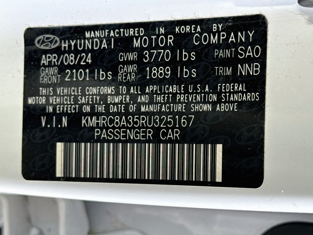 2024 Hyundai Venue Limited - Photo 16
