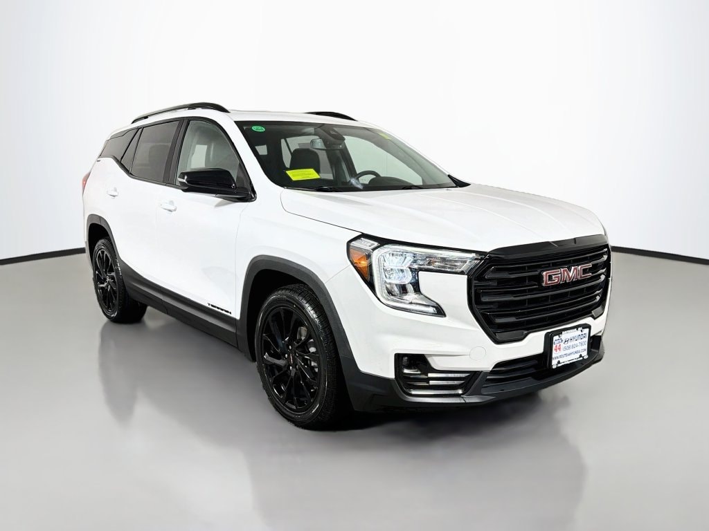 2024 GMC Terrain SLT - Photo 10