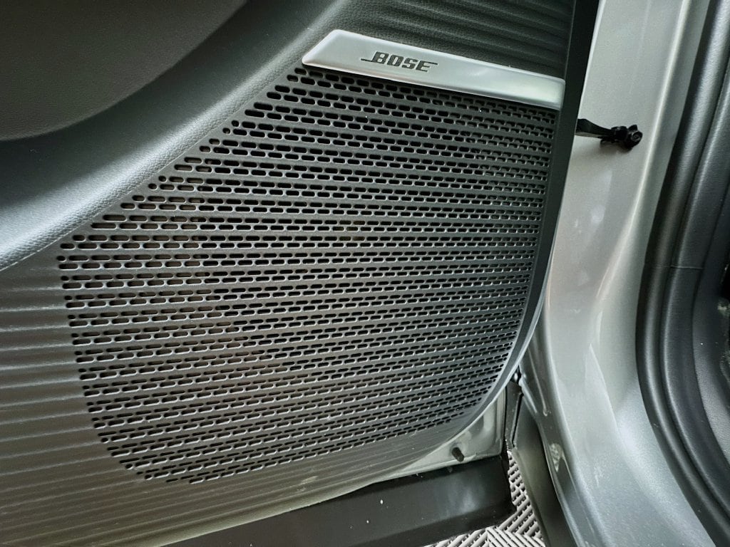 2026 Hyundai Santa Fe Limited - Photo 15