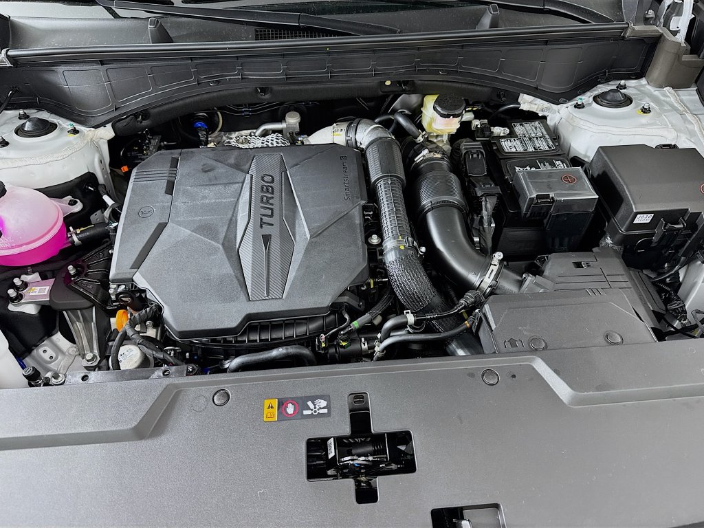 2026 Hyundai Santa Fe Limited - Photo 32