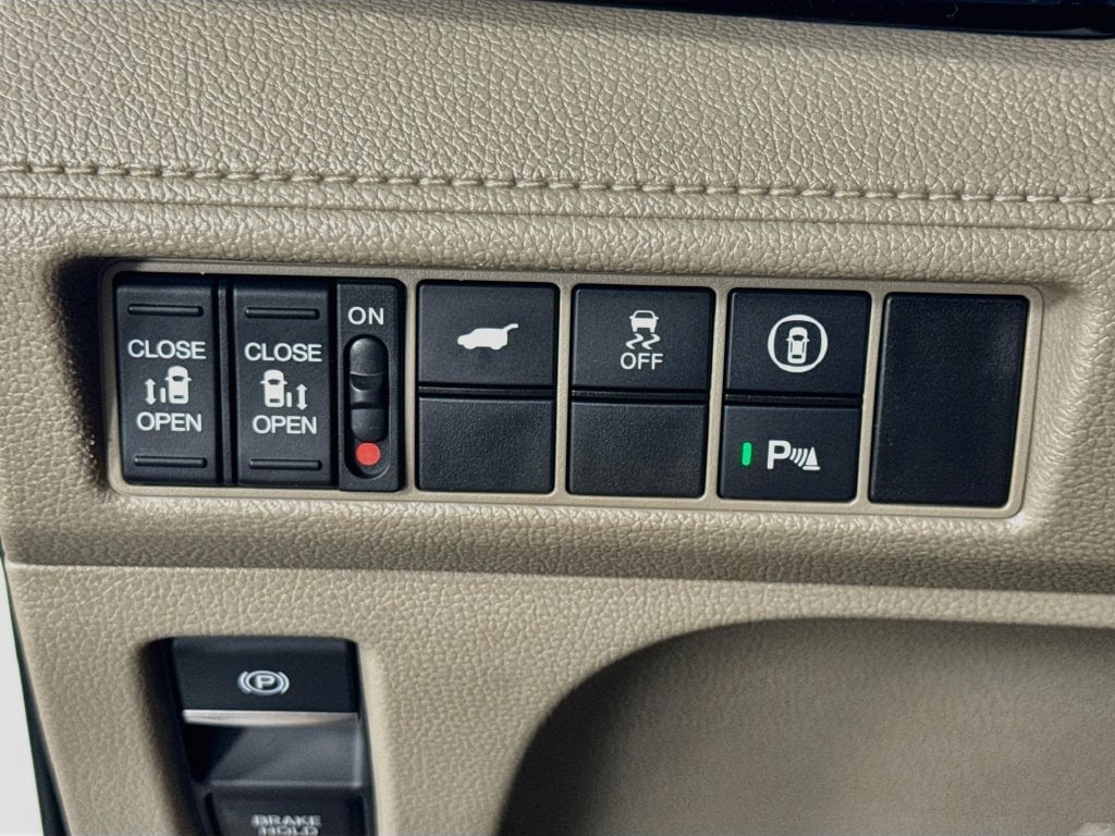 2022 Honda Odyssey Elite - Photo 20