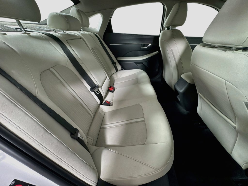 2023 Hyundai Sonata SEL - Photo 28