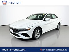 2026 Hyundai Elantra SE Sedan