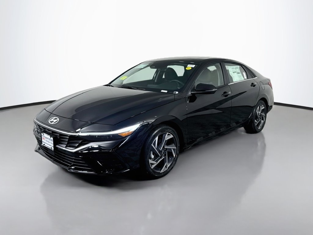 New 2026 Hyundai Elantra Limited Sedan