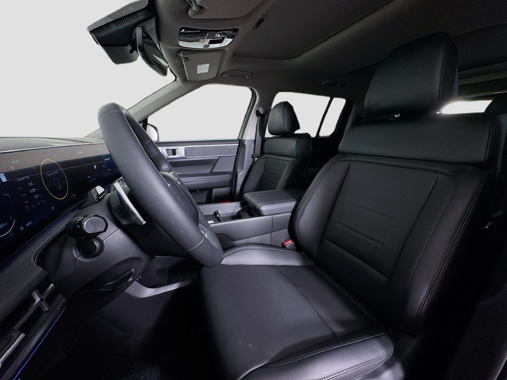2026 Hyundai Santa Fe Limited - Photo 18