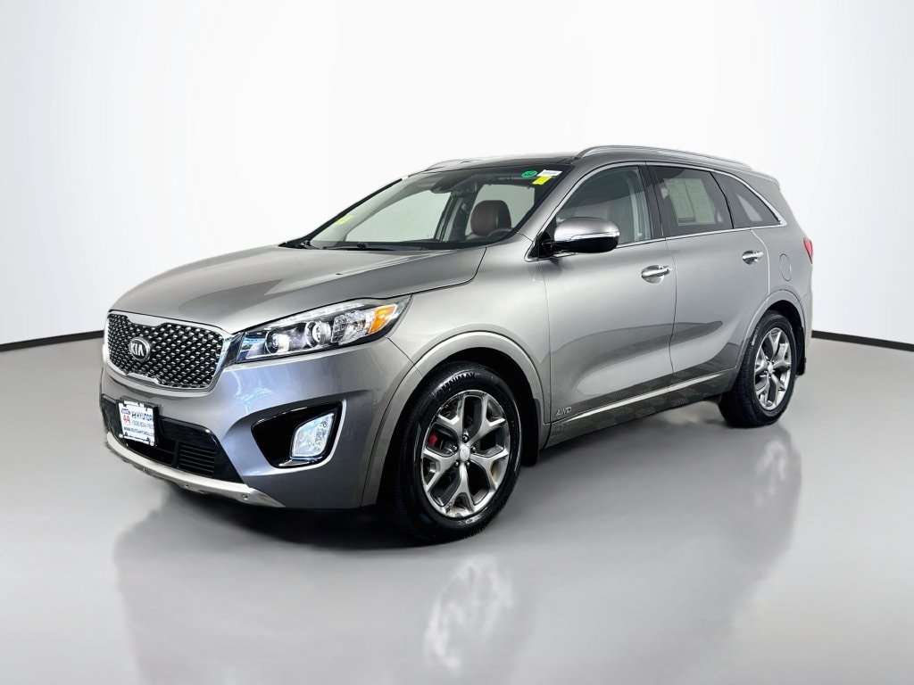 Used 2017 Kia Sorento SX with VIN 5XYPKDA50HG240018 for sale in Raynham, MA