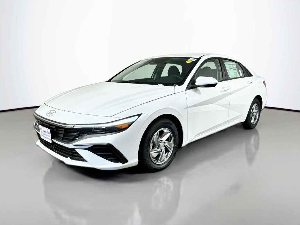 New 2026 Hyundai Elantra SE Sedan