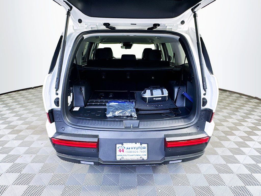 2026 Hyundai Santa Fe SE - Photo 18