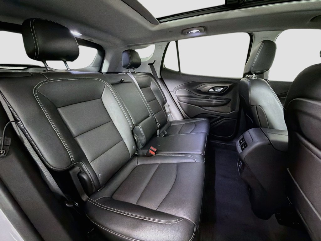 2024 GMC Terrain SLT - Photo 29