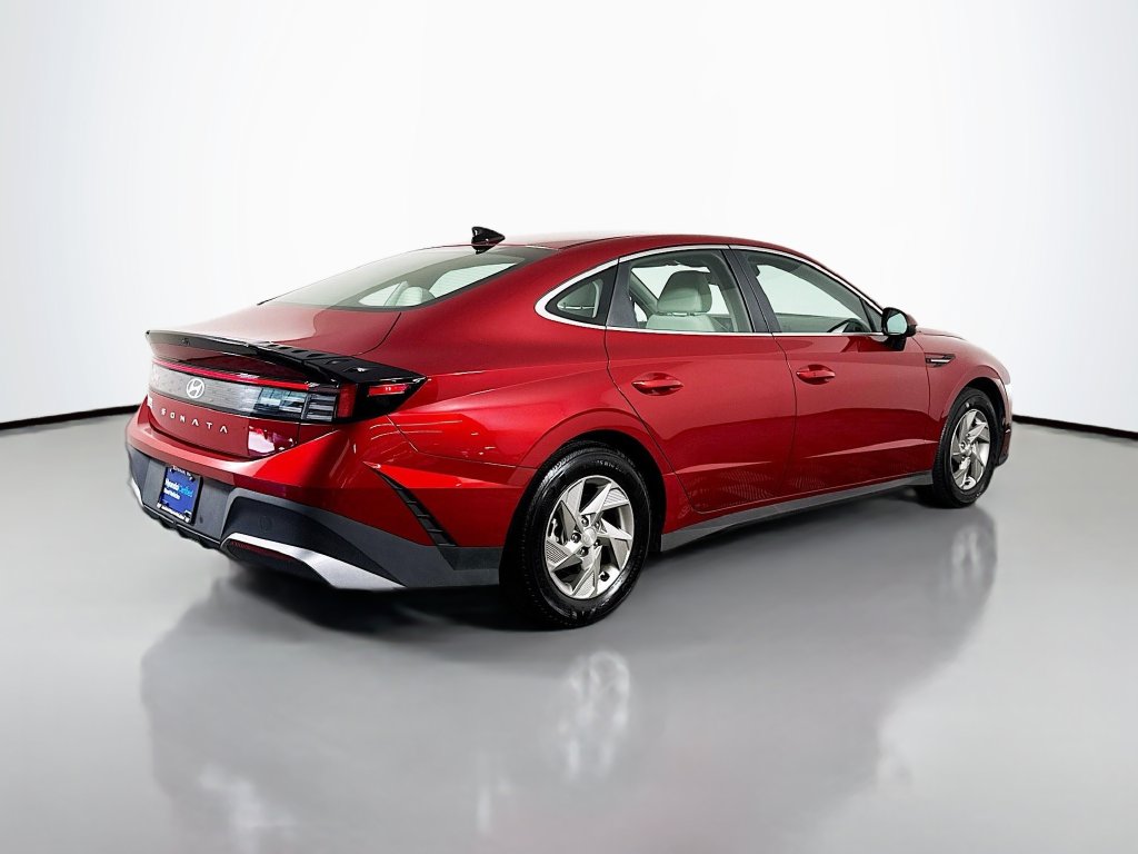 2026 Hyundai Sonata SE - Photo 8