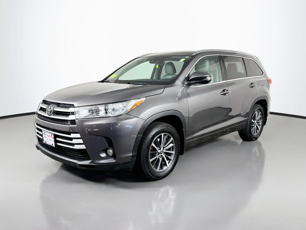 Used 2017 Toyota Highlander XLE SUV